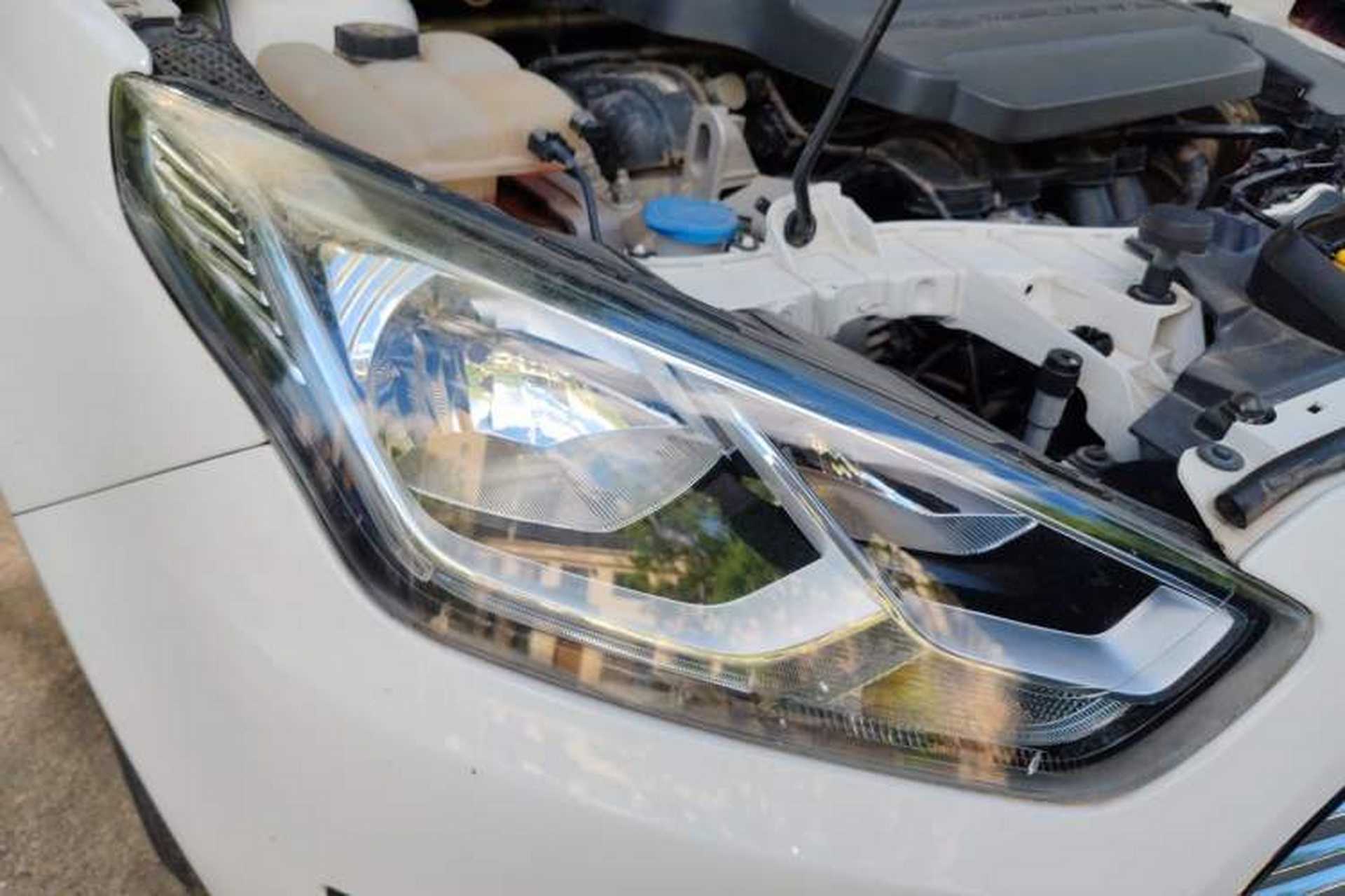 Used Ford Escort 2017 Happiness Edition 1.5L Automatic Fashion Version Right Front Headlight