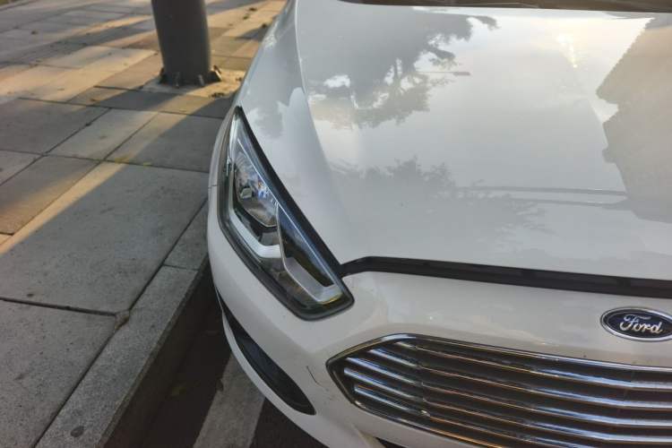 Used Ford Escort 2017 1.5L Manual Comfort Model Right Front Headlight
