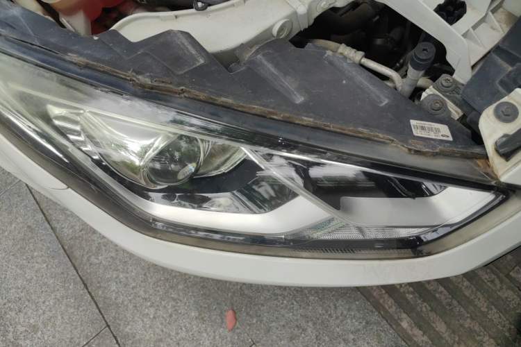 Used Ford Escort 2017 1.5L Manual Comfort Model Right Front Headlight