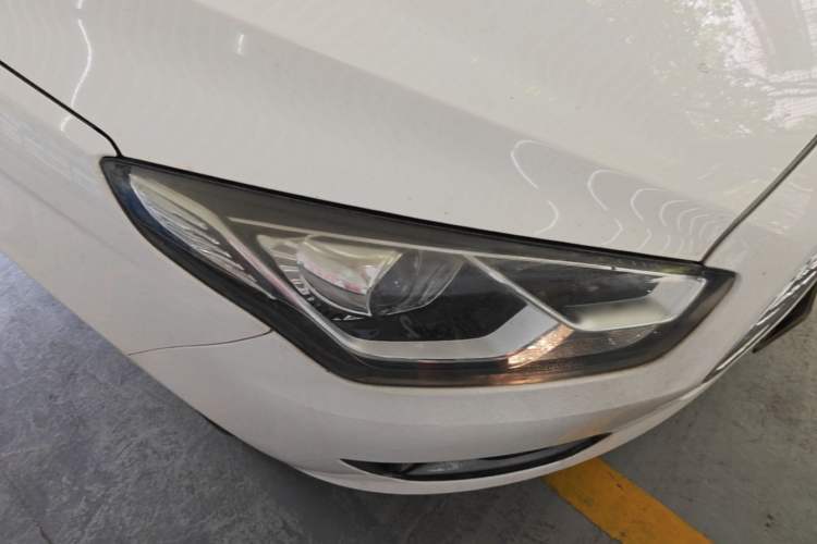 Used Ford Escort 2017 1.5L Manual Comfort Model Right Front Headlight
