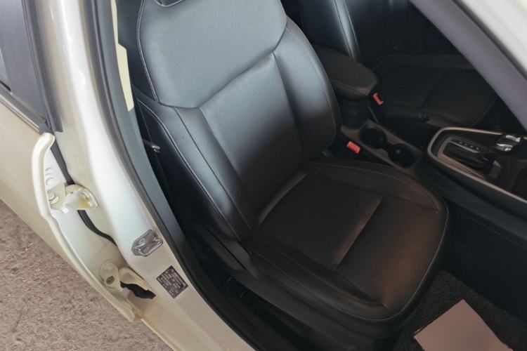 Used Ford Escort 2017 Happiness Edition 1.5L Automatic Fashion Version Right Front Seat