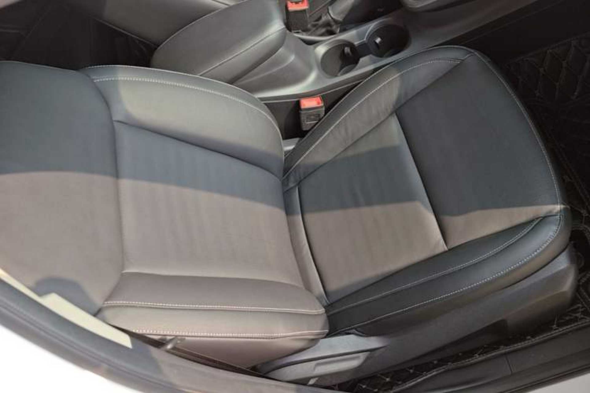 Used Ford Escort 2017 Happiness Edition 1.5L Automatic Fashion Version Right Front Seat