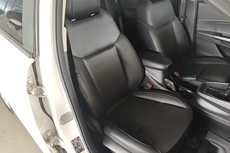 Used Ford Escort 2017 Happiness Edition 1.5L Automatic Fashion Version Right Front Seat