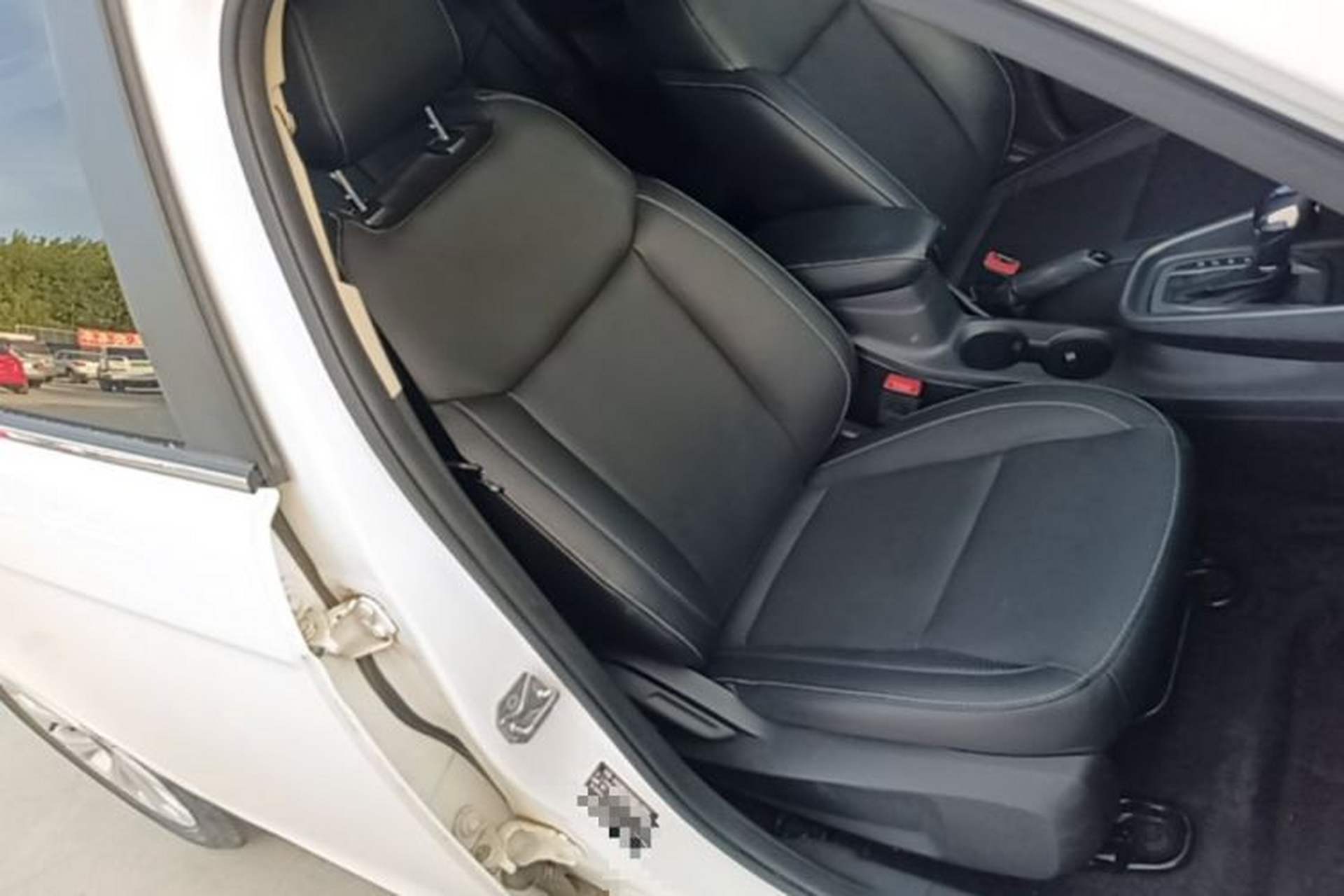 Used Ford Escort 2017 Happiness Edition 1.5L Automatic Fashion Version Right Front Seat