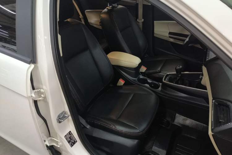 Used Ford Escort 2017 Revised Version 1.5L Manual Comfort Edition Right Front Seat