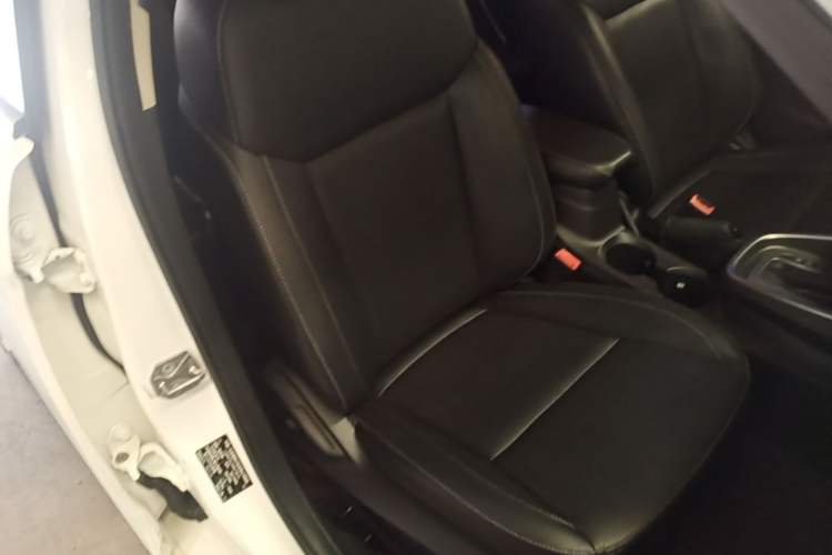 Used Ford Escort 2017 Happiness Edition 1.5L Automatic Fashion Version Right Front Seat