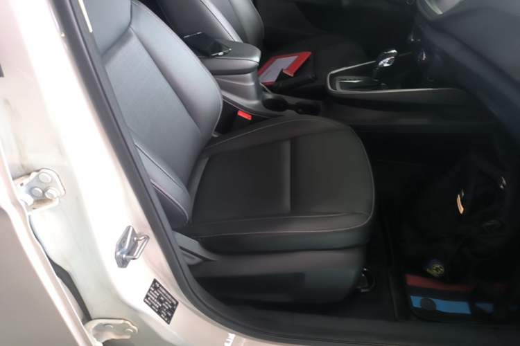 Used Ford Escort 2017 Happiness Edition 1.5L Automatic Fashion Version Right Front Seat