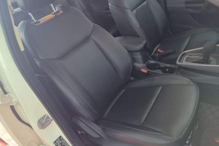 Used Ford Escort 2017 Happiness Edition 1.5L Automatic Fashion Version Right Front Seat