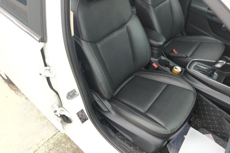 Used Ford Escort 2017 Happiness Edition 1.5L Automatic Fashion Version Right Front Seat