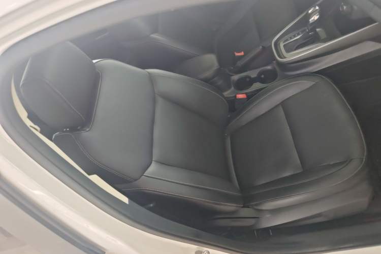 Used Ford Escort 2017 Happiness Edition 1.5L Automatic Fashion Version Right Front Seat