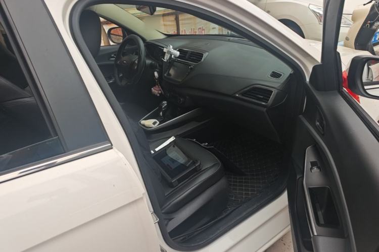 Used Ford Escort 2017 Happiness Edition 1.5L Automatic Fashion Version Right Front Seat