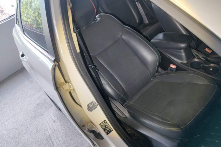 Used Ford Escort 2017 Happiness Edition 1.5L Automatic Fashion Version Right Front Seat