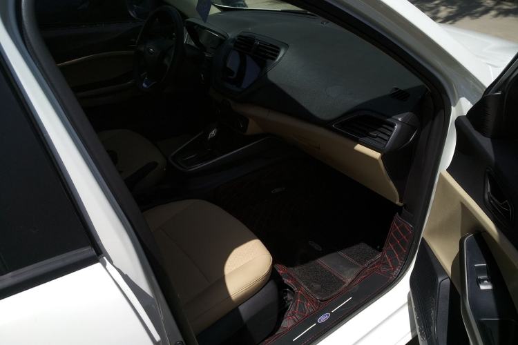 Used Ford Escort 2017 1.5L Automatic Comfort Model Right Front Seat