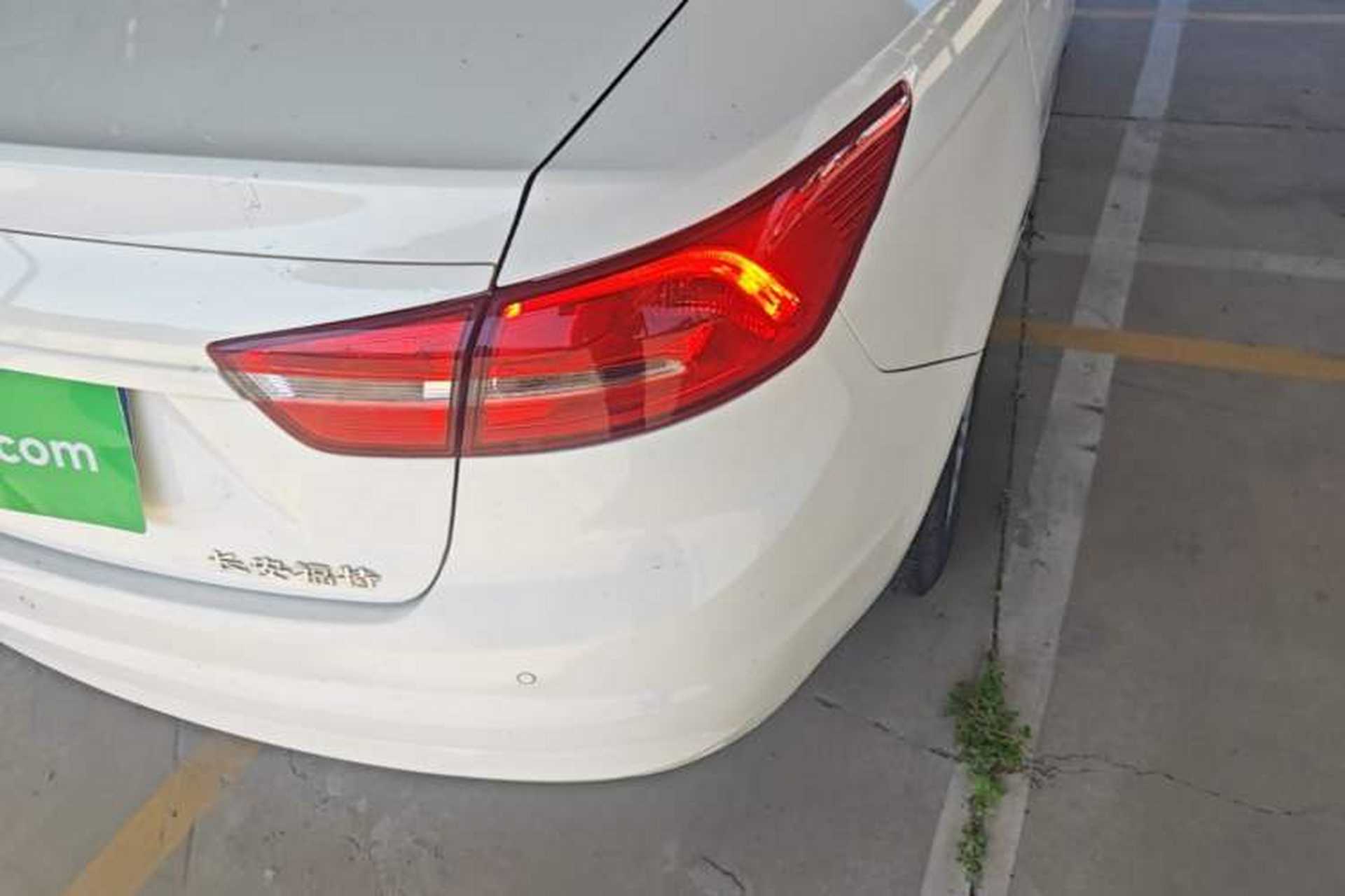 Used Ford Escort 2017 Revised Version 1.5L Manual Comfort Edition Right Rear Taillight