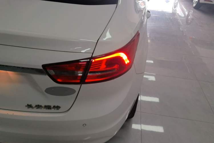 Used Ford Escort 2017 Happiness Edition 1.5L Automatic Fashion Version Right Rear Taillight