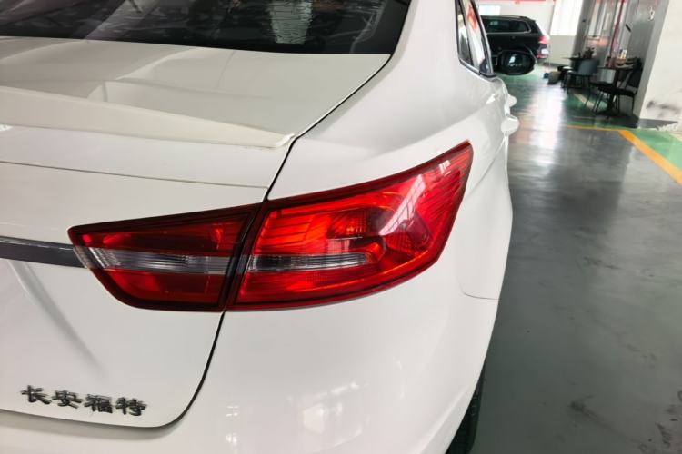 Used Ford Escort 2017 Happiness Edition 1.5L Automatic Fashion Version Right Rear Taillight