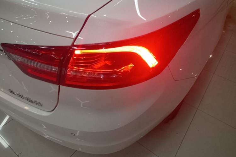 Used Ford Escort 2017 Happiness Edition 1.5L Automatic Fashion Version Right Rear Taillight