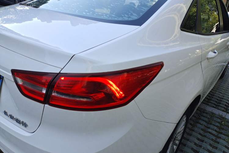 Used Ford Escort 2017 Revised Version 1.5L Automatic Comfort Edition Right Rear Taillight