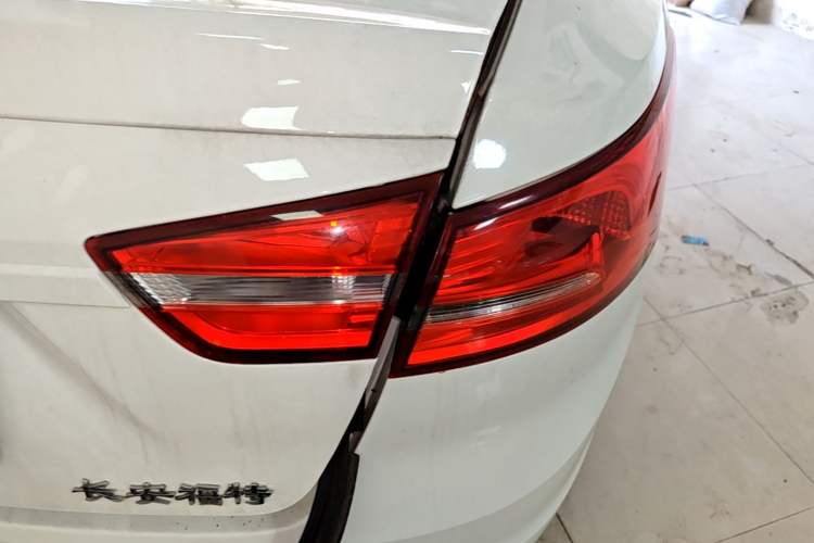 Used Ford Escort 2017 1.5L Automatic Comfort Model Right Rear Taillight