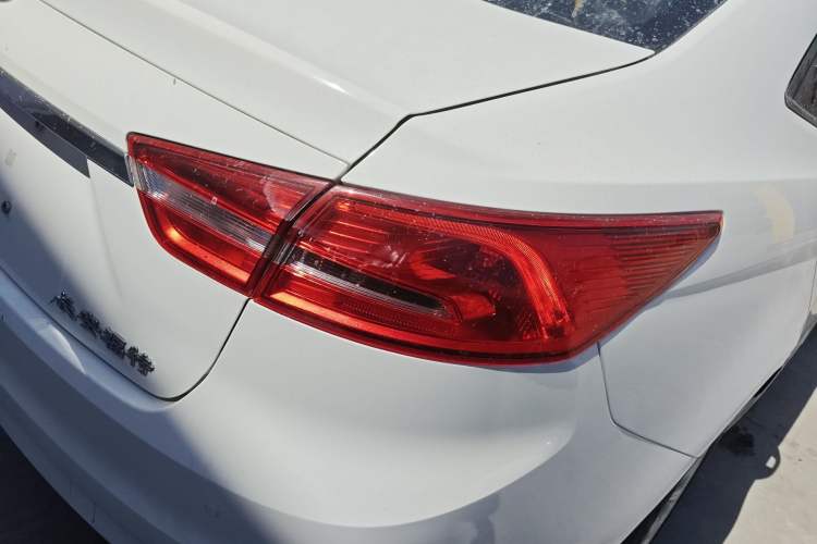 Used Ford Escort 2017 Happiness Edition 1.5L Automatic Fashion Version Right Rear Taillight