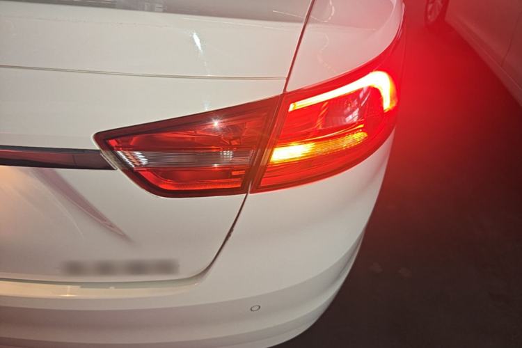 Used Ford Escort 2017 Happiness Edition 1.5L Automatic Fashion Version Right Rear Taillight