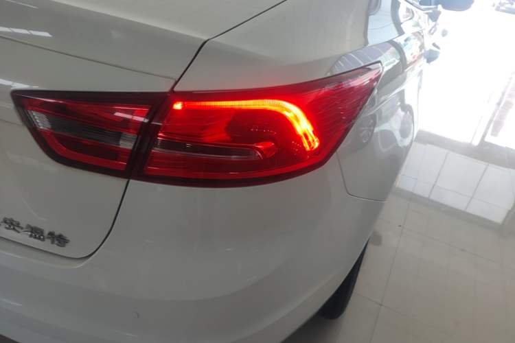 Used Ford Escort 2017 Revised Version 1.5L Automatic Comfort Edition Right Rear Taillight