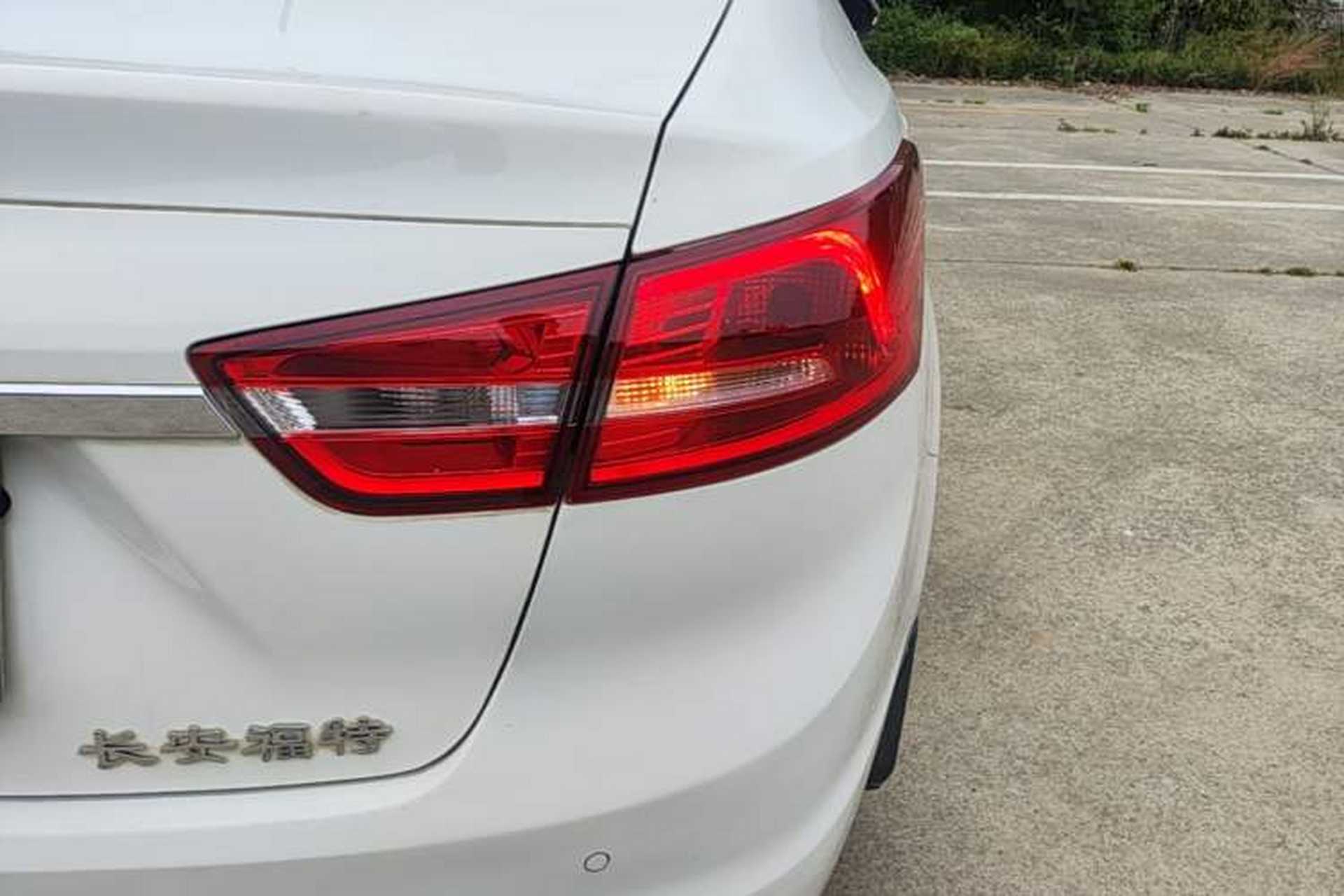 Used Ford Escort 2017 Happiness Edition 1.5L Automatic Fashion Version Right Rear Taillight