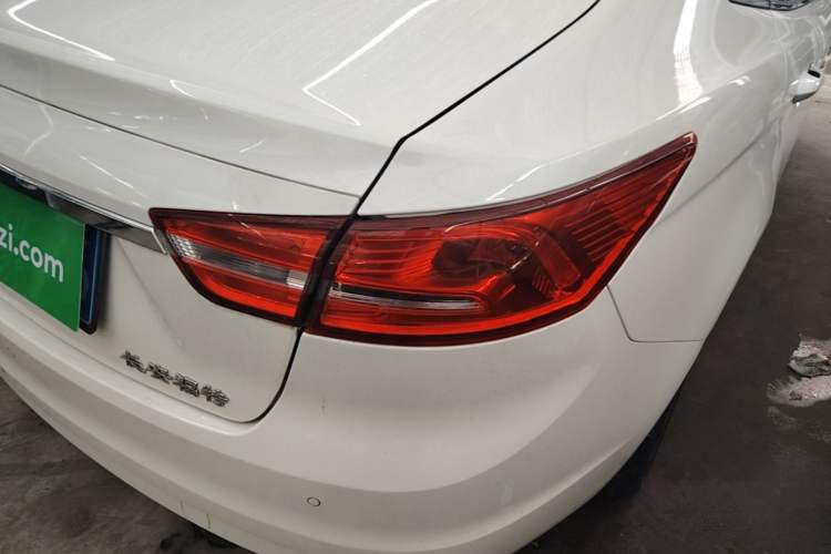 Used Ford Escort 2017 Happiness Edition 1.5L Automatic Fashion Version Right Rear Taillight