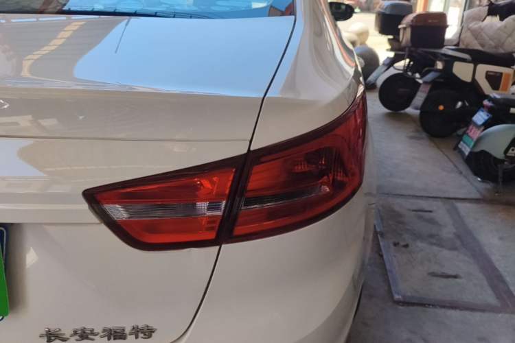 Used Ford Escort 2017 1.5L Automatic Comfort Model Right Rear Taillight