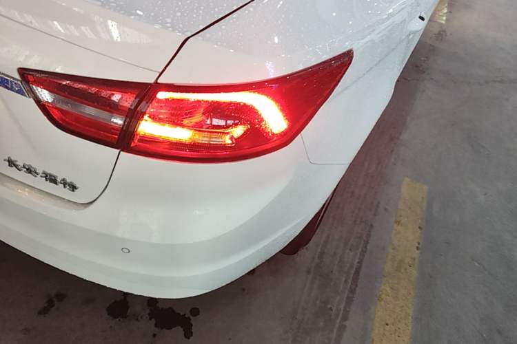Used Ford Escort 2017 Happiness Edition 1.5L Automatic Fashion Version Right Rear Taillight