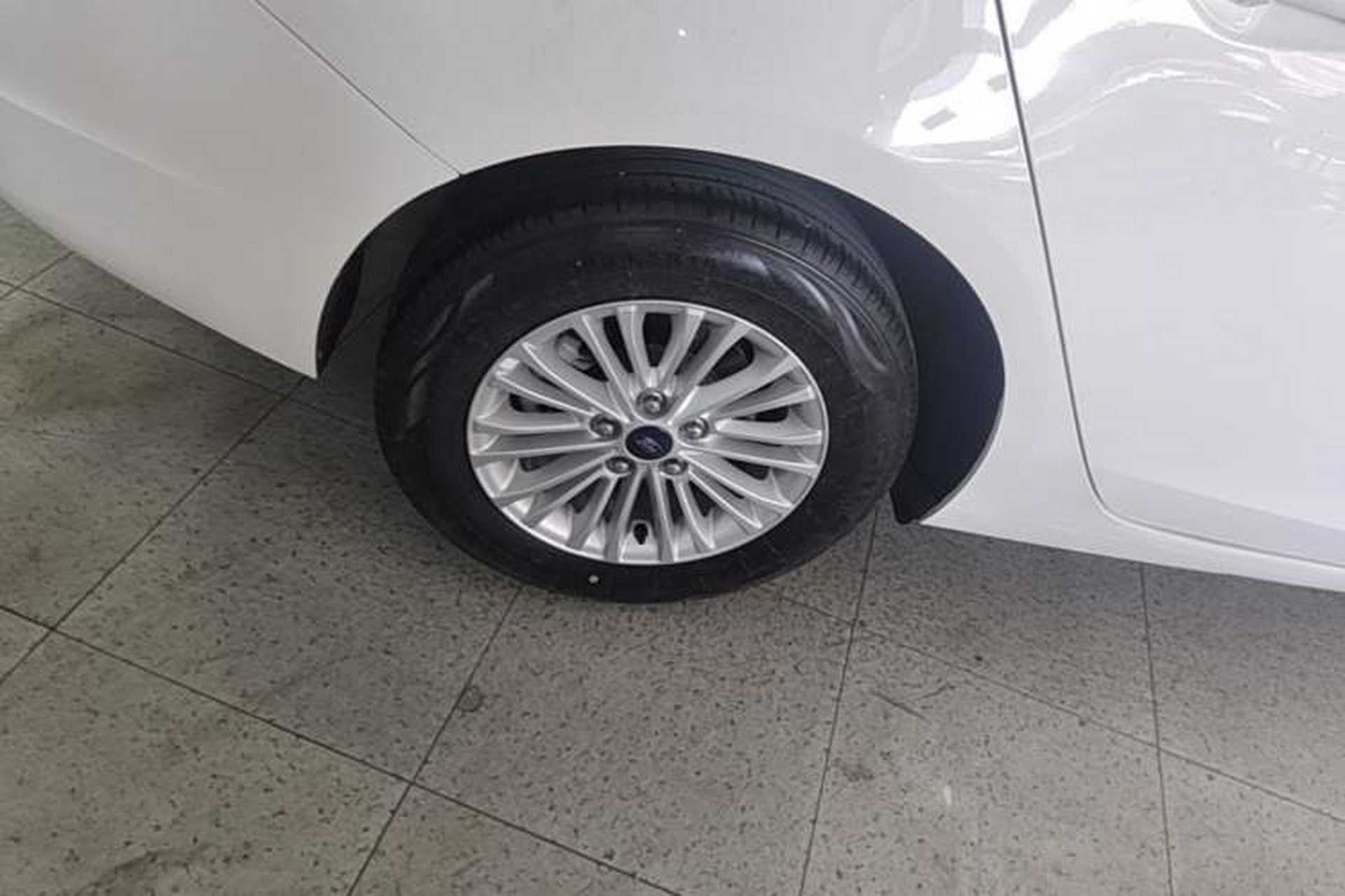 Used Ford Escort 2017 1.5L Automatic Comfort Model Right Rear Wheel Hub