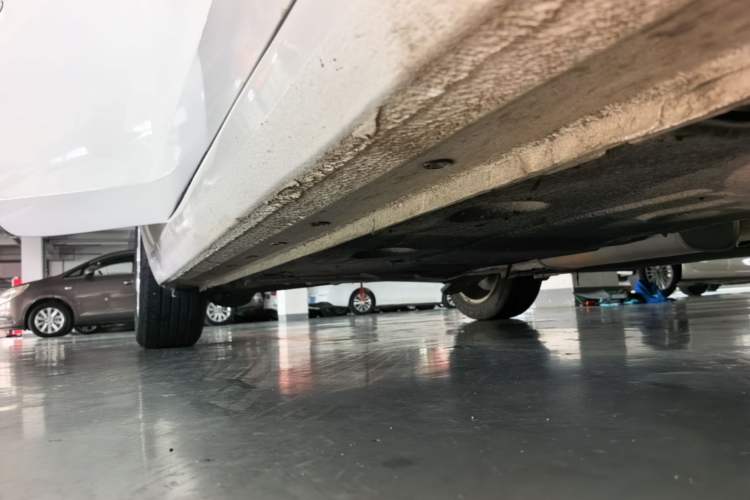 Used Ford Escort 2017 Happiness Edition 1.5L Automatic Fashion Version Right Side Sill