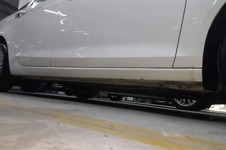 Used Ford Escort 2017 Revised Version 1.5L Automatic Comfort Edition Right Side Sill