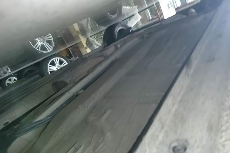 Used Ford Escort 2017 Happiness Edition 1.5L Automatic Fashion Version Right Side Sill