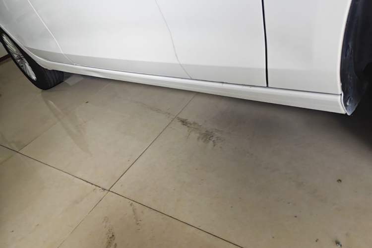 Used Ford Escort 2017 Revised Version 1.5L Manual Comfort Edition Right Side Sill