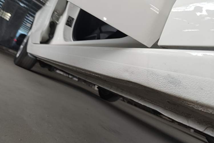 Used Ford Escort 2017 Happiness Edition 1.5L Automatic Fashion Version Right Side Sill