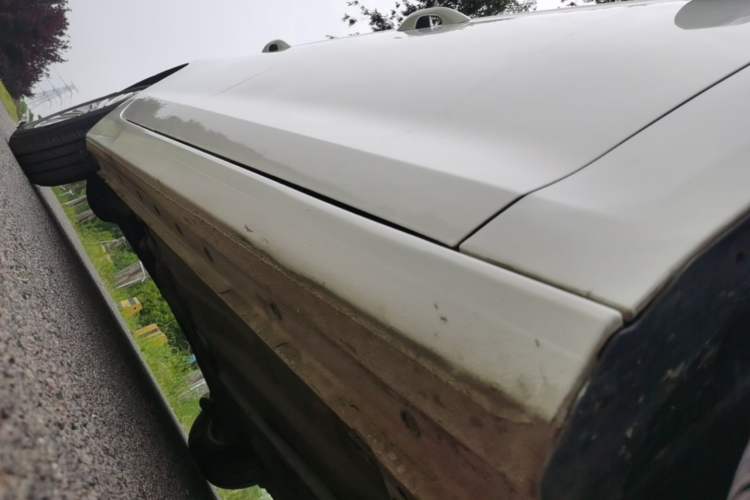 Used Ford Escort 2017 Revised Version 1.5L Automatic Comfort Edition Right Side Sill