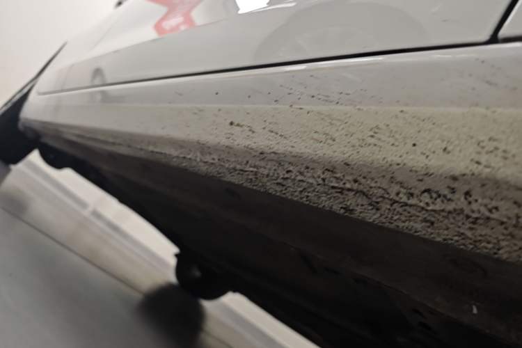 Used Ford Escort 2017 Happiness Edition 1.5L Automatic Fashion Version Right Side Sill