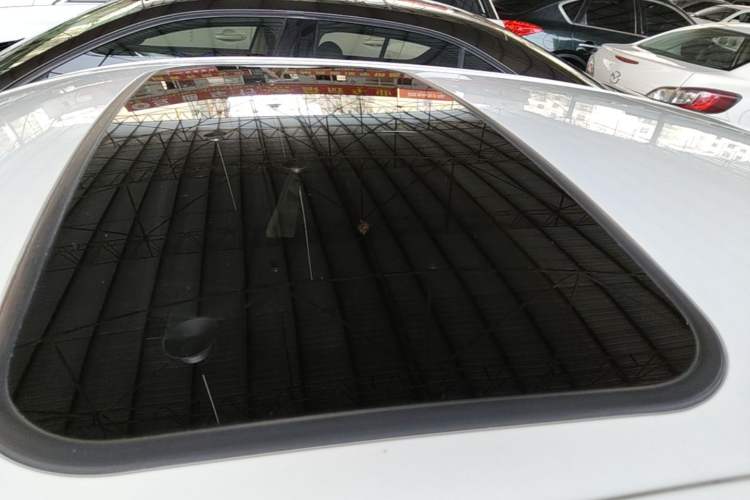 Used Ford Escort 2017 Happiness Edition 1.5L Automatic Fashion Version Roof