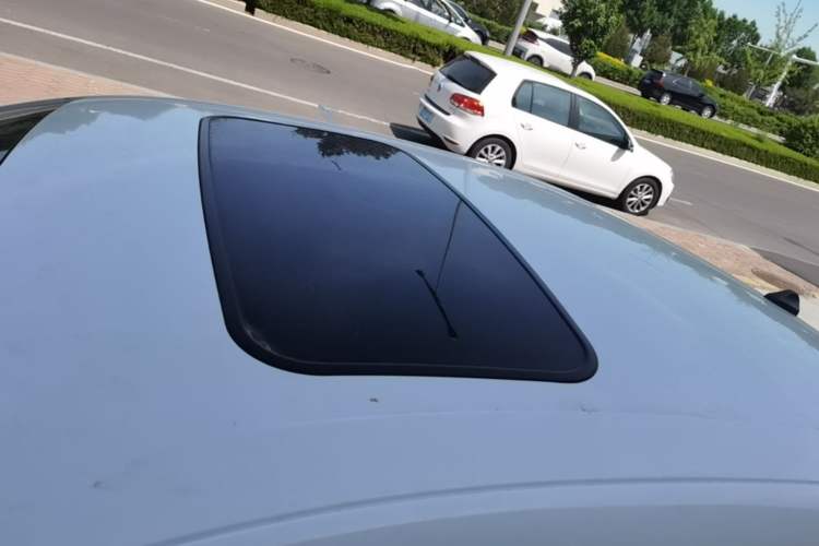 Used Ford Escort 2017 Happiness Edition 1.5L Automatic Fashion Version Roof