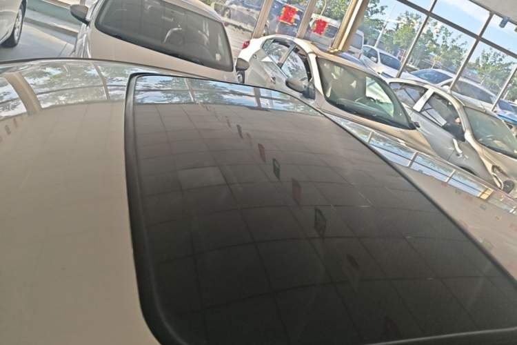 Used Ford Escort 2017 Happiness Edition 1.5L Automatic Fashion Version Roof
