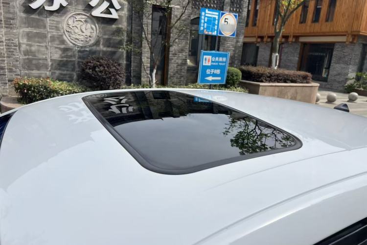 Used Ford Escort 2017 Happiness Edition 1.5L Automatic Fashion Version Roof