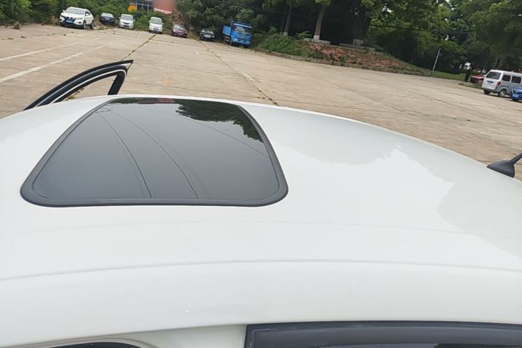 Used Ford Escort 2017 Happiness Edition 1.5L Automatic Fashion Version Roof