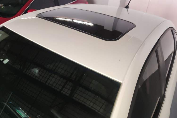 Used Ford Escort 2017 Happiness Edition 1.5L Automatic Fashion Version Roof