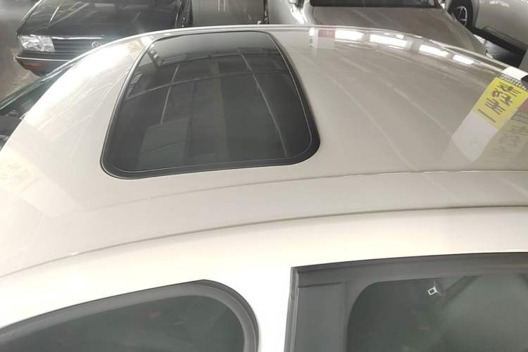 Used Ford Escort 2017 Happiness Edition 1.5L Automatic Fashion Version Roof