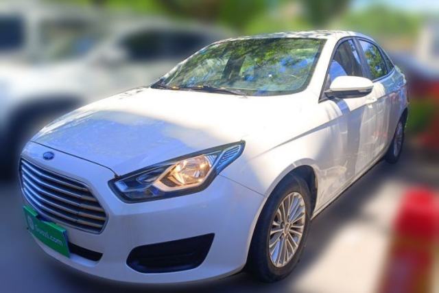 Ojetý Ford Escort 2017 Revised Version 1.5L Automatic Comfort Edition