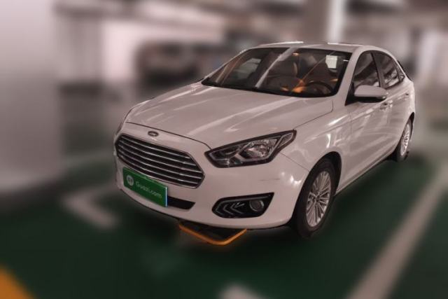 Ojetý Ford Escort 2017 Revised Version 1.5L Automatic Comfort Edition
