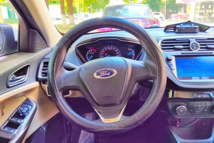 Used Ford Escort 2017 Revised Version 1.5L Manual Comfort Edition Steering Wheel