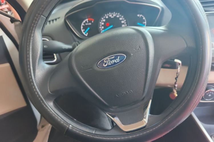 Used Ford Escort 2017 Revised Version 1.5L Automatic Comfort Edition Steering Wheel