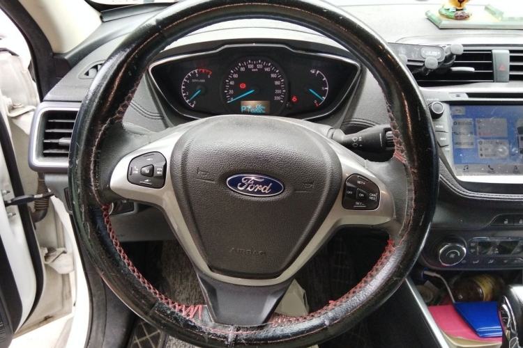 Used Ford Escort 2017 Happiness Edition 1.5L Automatic Fashion Version Steering Wheel